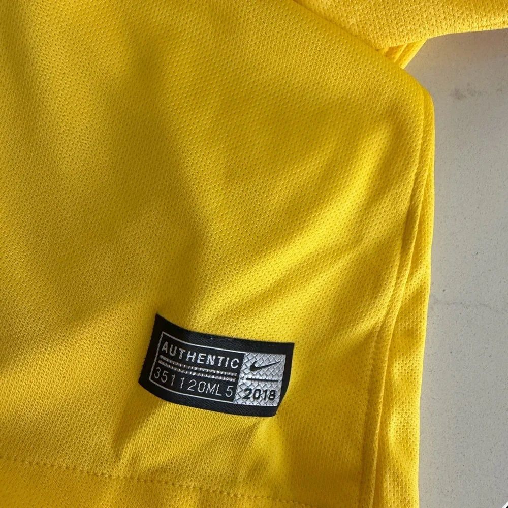 NIKE Women’s Brazil Soccer Yellow Jersey World Cup 2018 Sz M - Picture 5 of 6